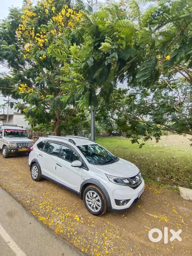 Honda Brv 7 Seater Car