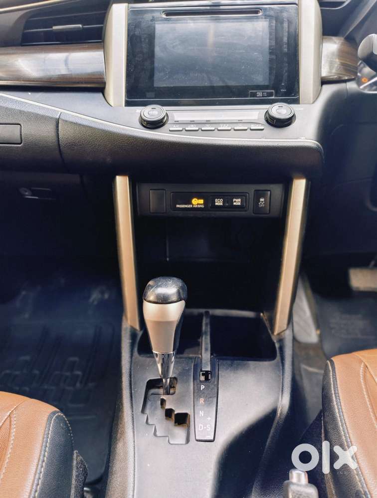 Toyota Innova Crysta 2.8z Automatic, 2019, Diesel