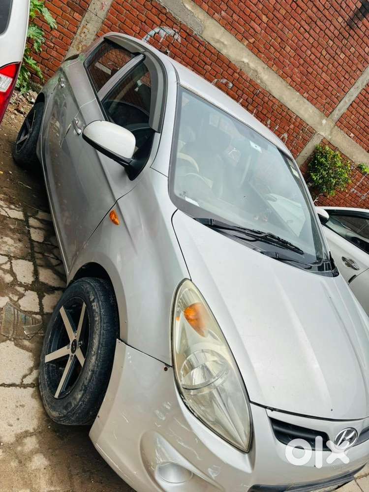 Hyundai I20 2010 Petrol Well Maintained