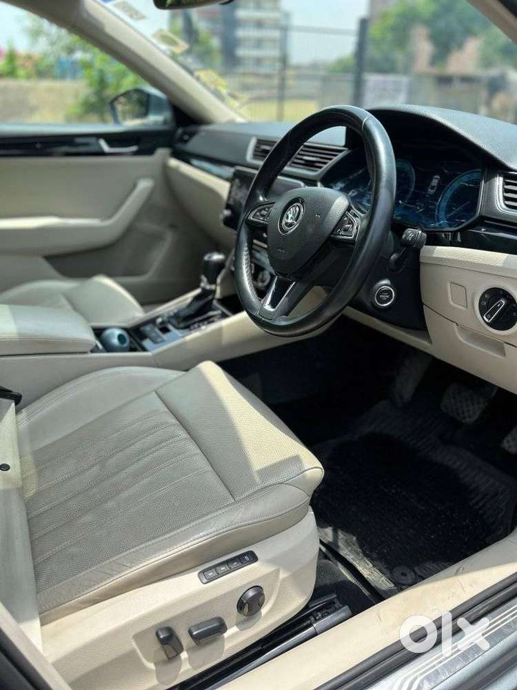 Skoda Superb Lk 1.8 Tsi At, 2018, Petrol