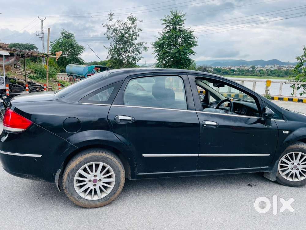 Fiat Linea Emotion 2011 Petrol