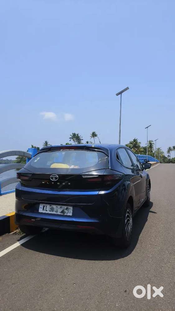 Tata Altroz Xm Plus 2022 December