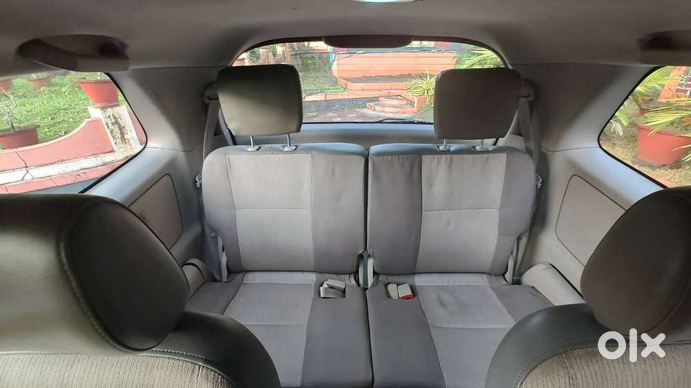 Toyota Innova 2012 Diesel Well Maintained