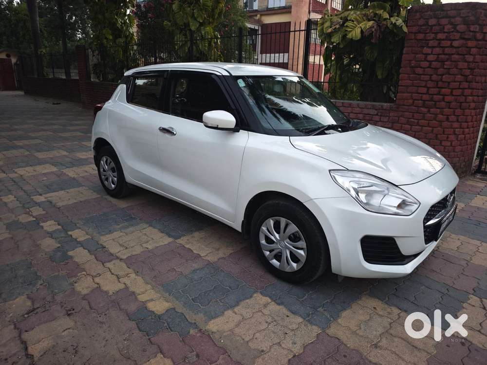 Maruti Suzuki Swift 1.2 Vxi (o), 2023, Petrol