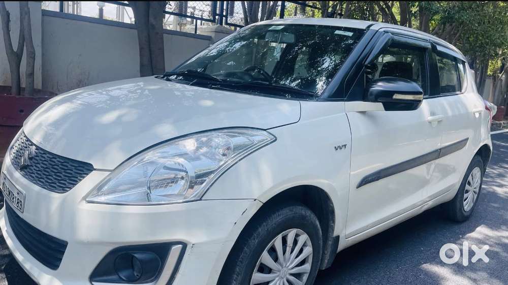 Maruti Suzuki Swift Vxi, 2017, Petrol