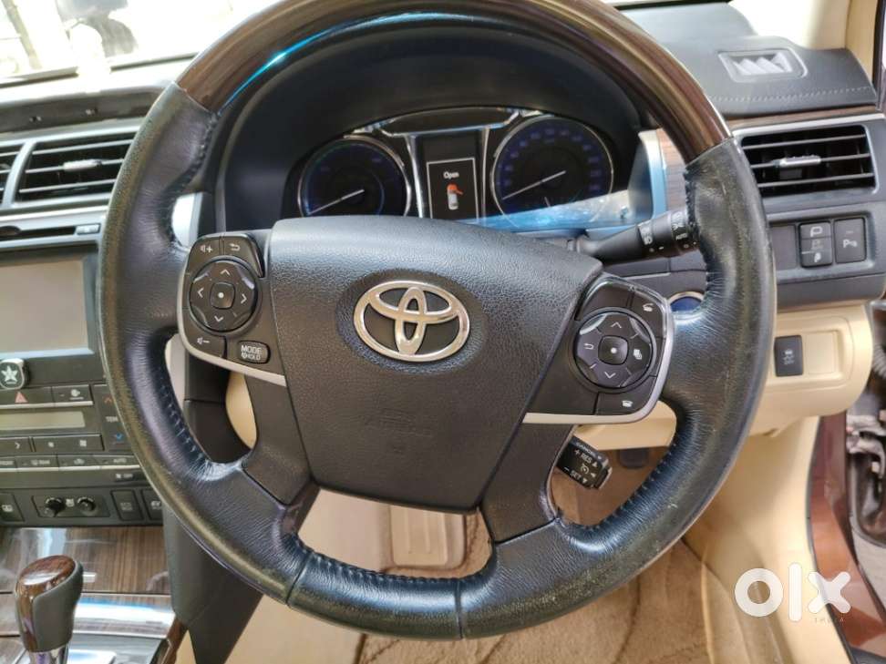 Toyota Camry Hybrid, 2016, Cng & Hybrids