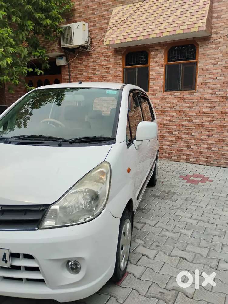 Maruti Suzuki Zen Estilo 2010 Car