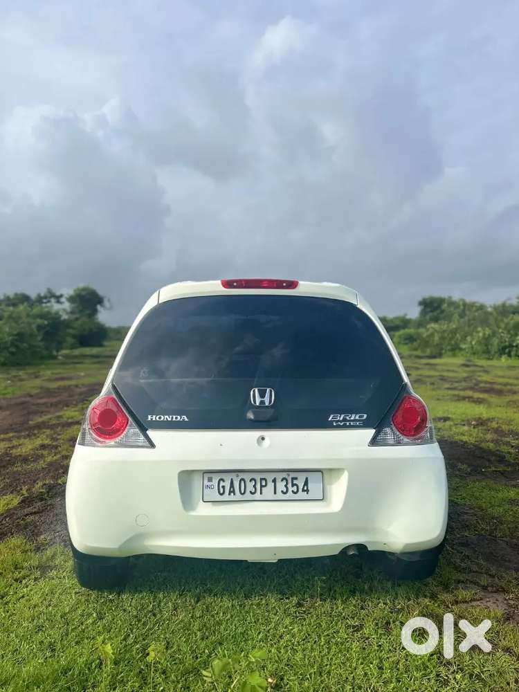 Honda Brio Petrol 1.2 Mt 2012
