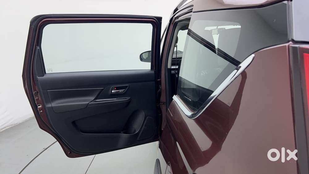 Maruti Suzuki Xl6 1.5 Zeta At, 2021, Petrol