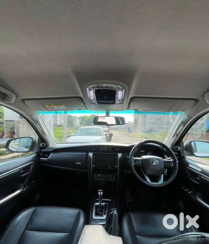 2022 Toyota Fortuner Diesel Automatic Km Driven