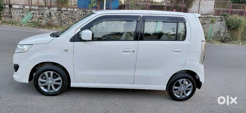 Maruti Suzuki Wagon R 1.0 Vxi Plus (o) Amt, 2018, Petrol