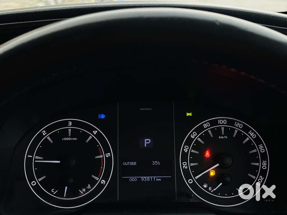 Toyota Innova Crysta [2020-ongoing] 2.4 Gx At 7 Str, 2021, Diesel