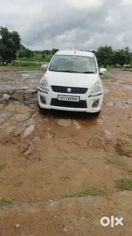 2012 Maruti Suzuki Ertiga Diesel Zxi &ndash; Top Model

 Demand: ₹6,00,