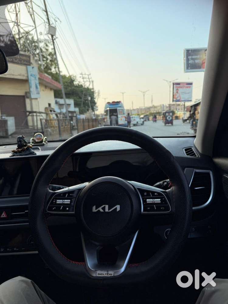 Kia New Seltos 2025 Petrol Well Maintained