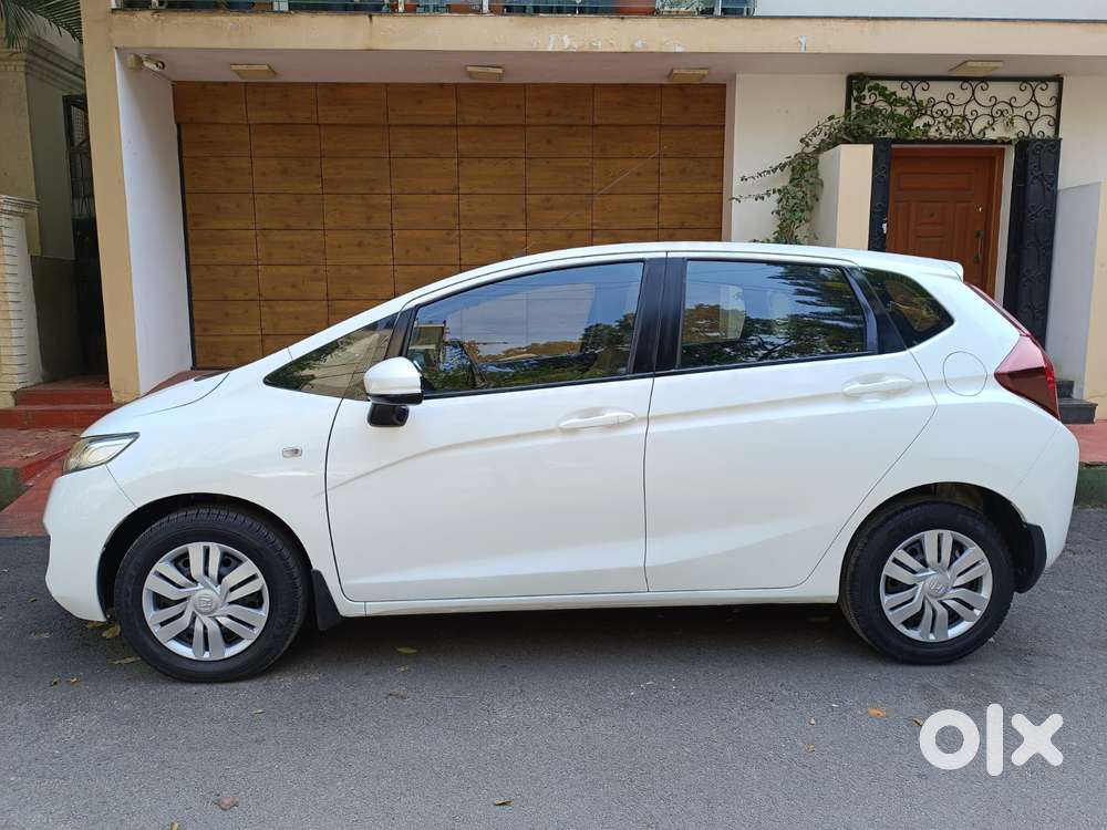 Honda Jazz V Cvt, 2015, Petrol