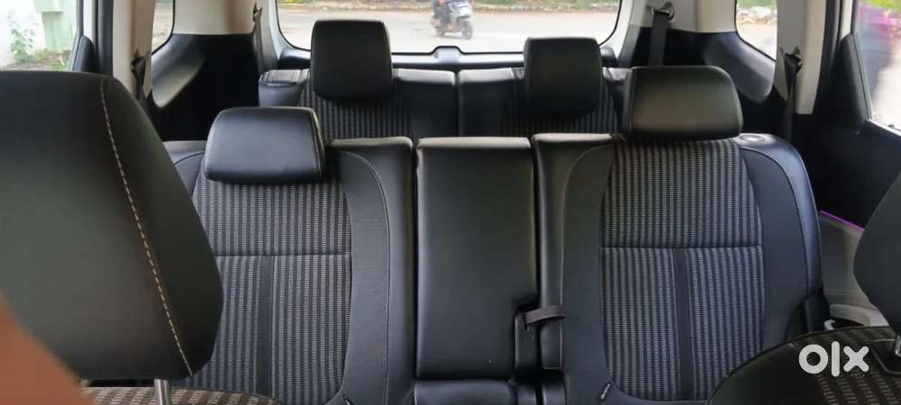 Kia Carens 1.5 Prestige 7 Str, 2023, Petrol