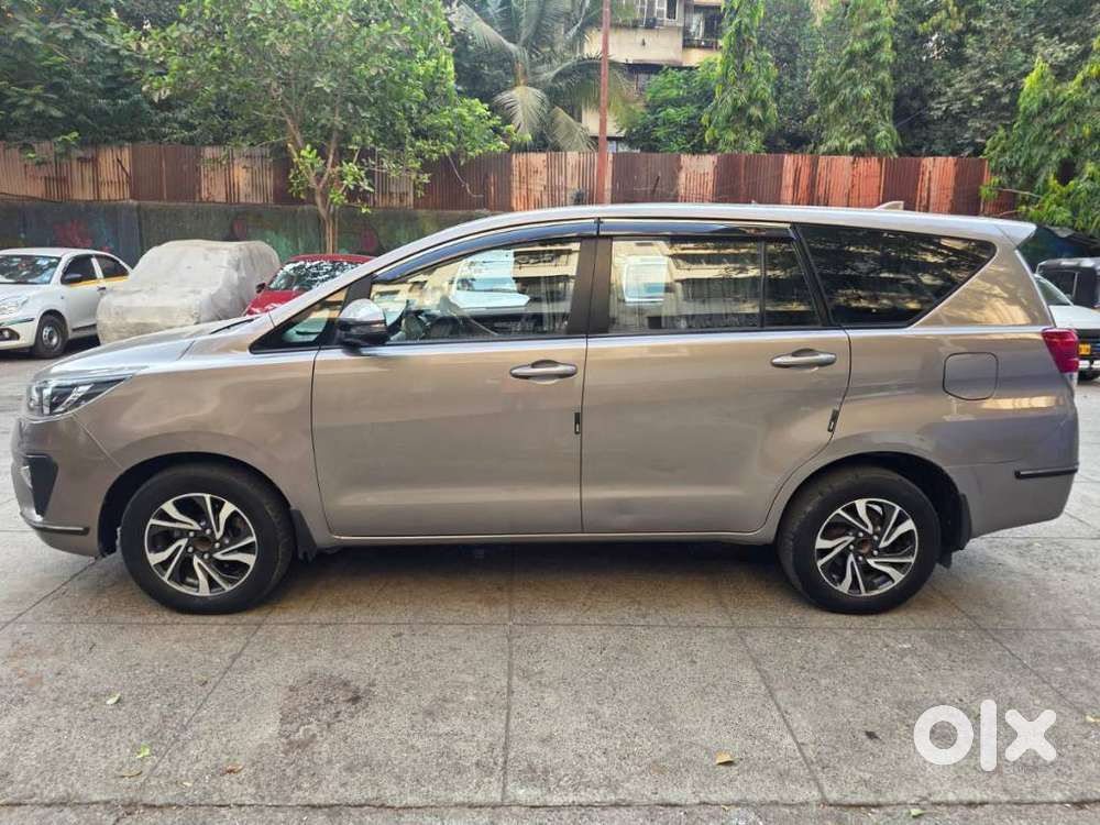 Toyota Innova Crysta 2.4 G Mt 8s, 2022, Diesel