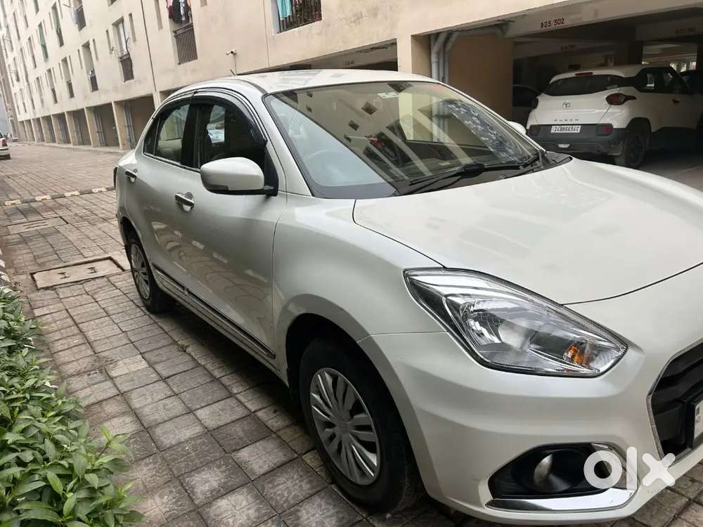 Maruti Suzuki Dzire 2022 Petrol 39500 Km Driven