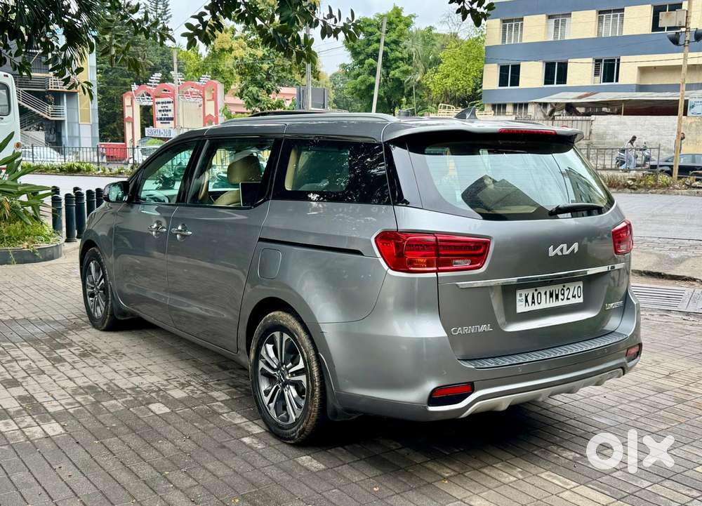 Kia Carnival Limousine Plus 7 Str, 2022, Diesel