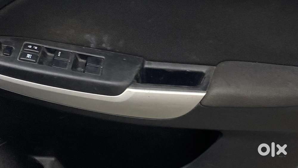 Maruti Suzuki Baleno 1.2 Cvt Delta, 2017, Petrol