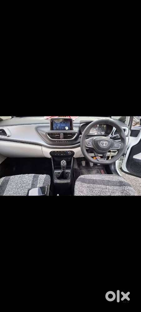 Tata Altroz 1.2 Xm Plus, 2023, Cng & Hybrids