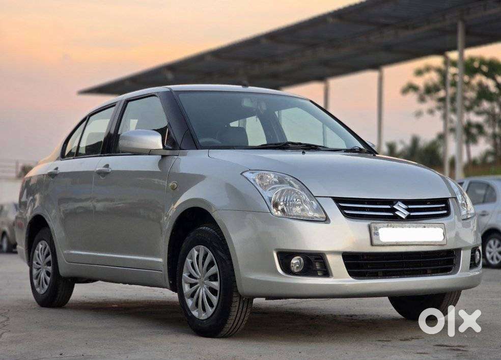 Maruti Suzuki Dzire 1.2 Vxi, 2011, Petrol