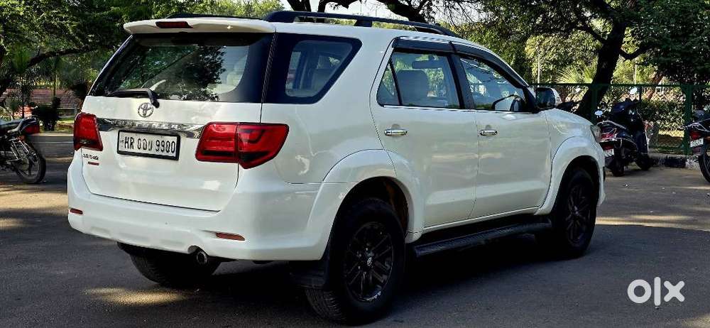 Toyota Fortuner 2011-2016 4x2 At, 2015, Diesel