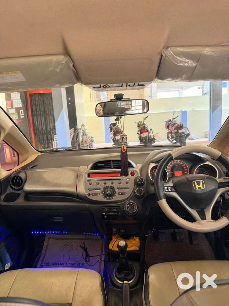 Honda Jazz 2011 Petrol Well Maintained