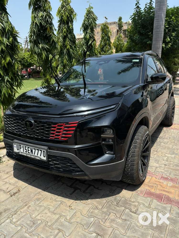 Tata Safari Diesel Automatic Dark Edition
