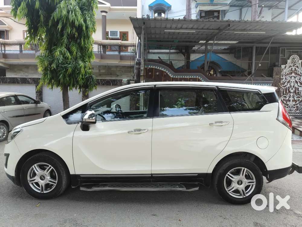 Mahindra Marazzo 1.5 M6 Plus 2019