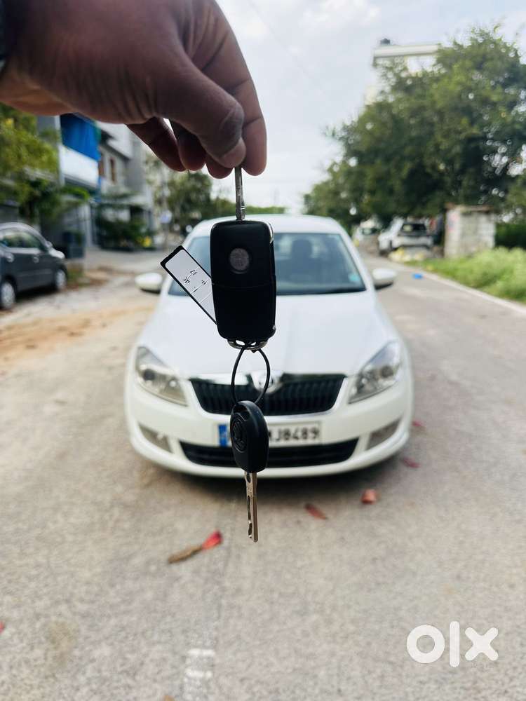 Skoda Rapid Elegance 1.6 Tdi Cr Manual, 2014, Diesel