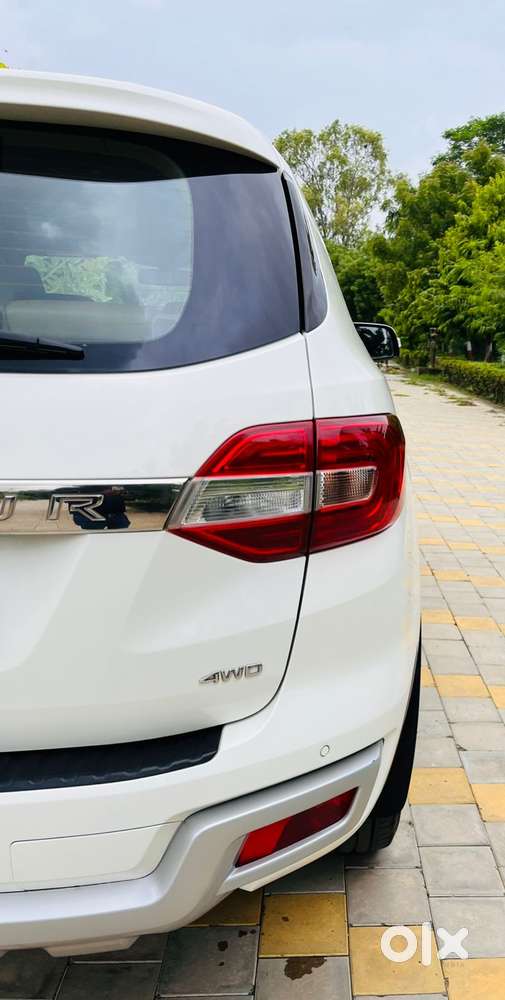 Ford Endeavour 3.2 Titanium At 4x4, 2017, Diesel