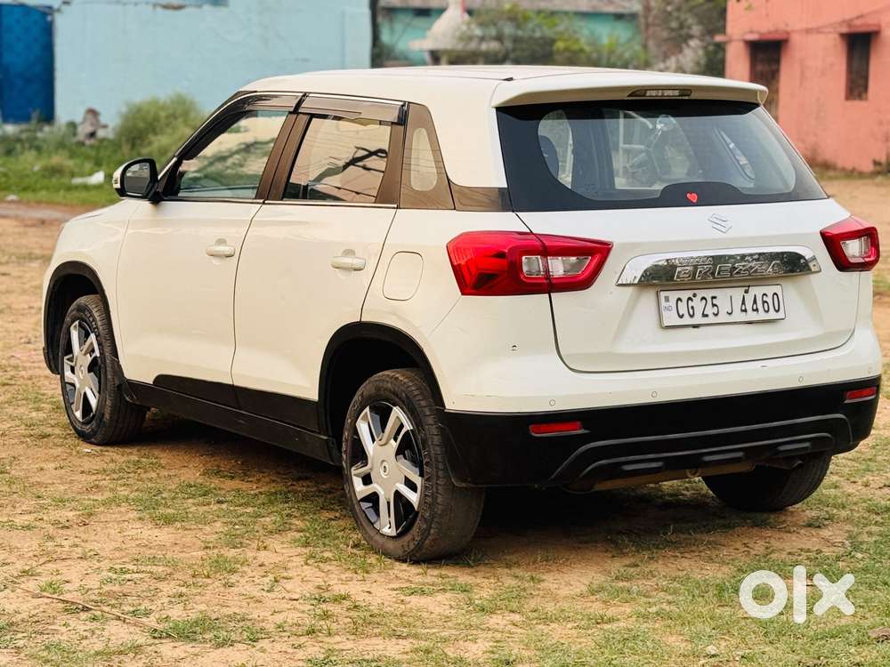 Maruti Suzuki Brezza 1.5 Lxi Smart Hybrid, 2020, Petrol