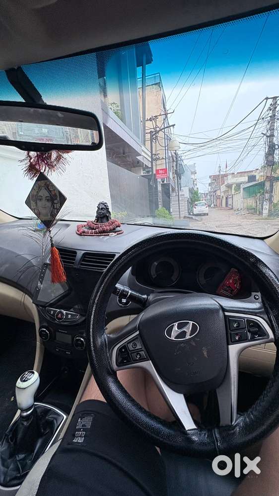 Hyundai Verna Diesel Manual 2012