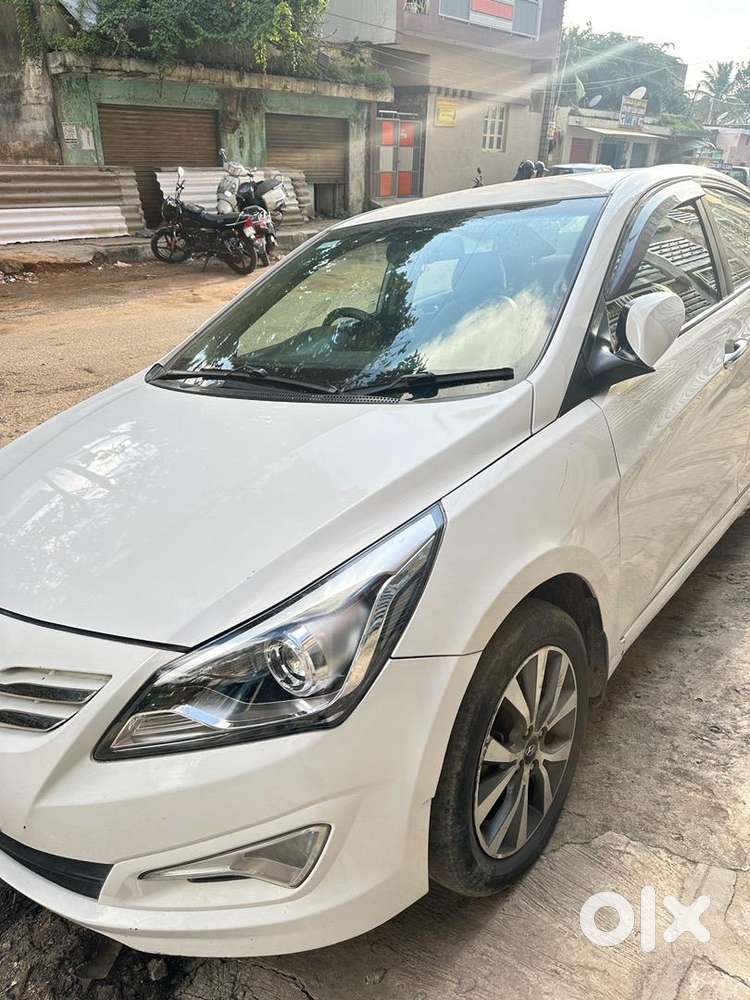 Hyundai Car 2015 Petrol