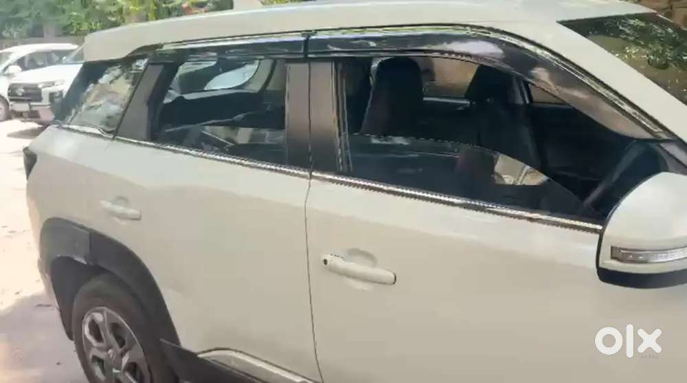 Maruti Suzuki Brezza Lxi &ndash; Single Owner | Excellent Condition | Owner