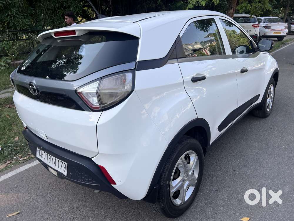 Tata Nexon 1.2 Revotron Xm Plus (s), 2019, Petrol