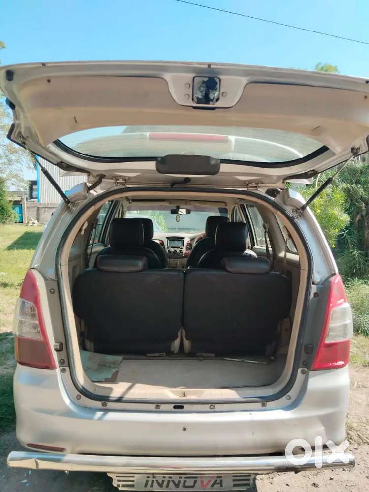 Toyota Innova 2005 Diesel 470000 Km Driven