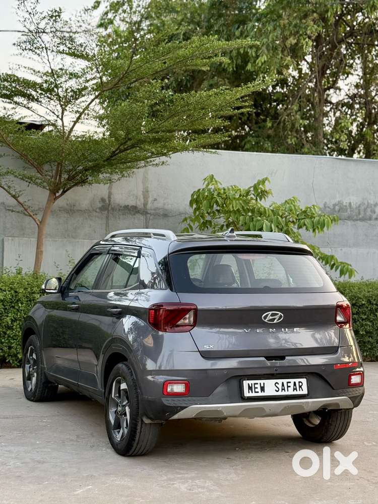 Hyundai Venue Sx (o) Mt 1.5 Diesel, 2019, Diesel