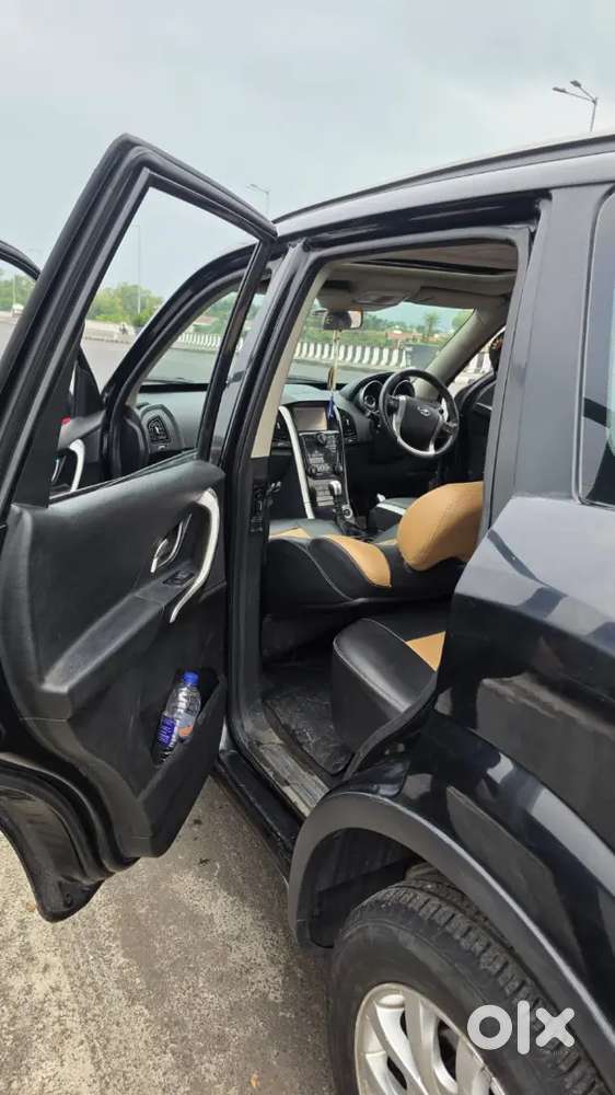 Mahindra Xuv500 2.2 W9 2019