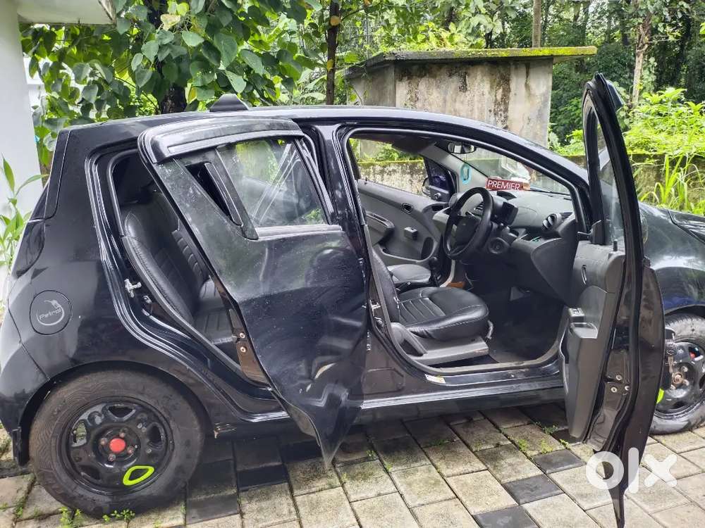 Chevrolet Beat  Petrol 2013