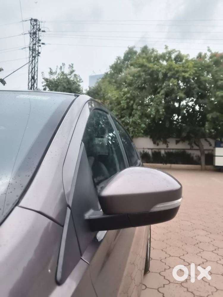 Tata Tiago 1.2 Revotron Xza, 2018, Petrol