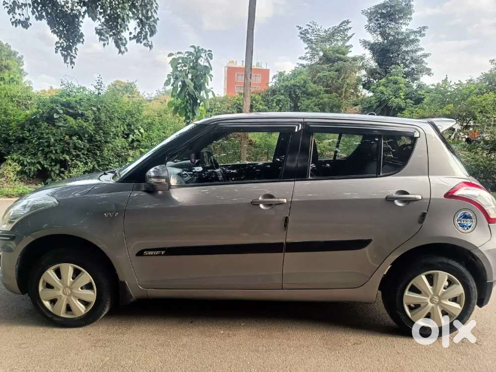 Maruti Suzuki Swift Petrol 2015