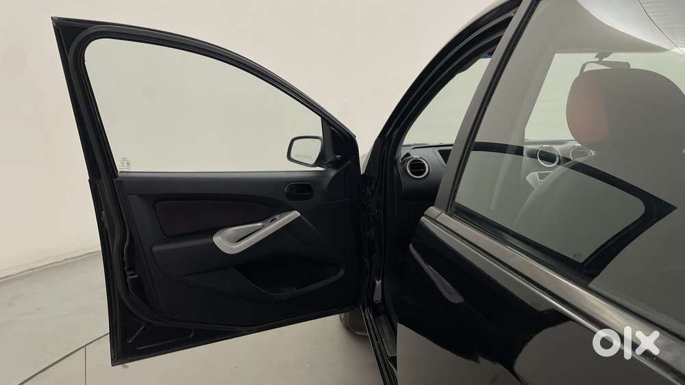 Ford Figo 2010-2012 Petrol Zxi, 2012, Petrol