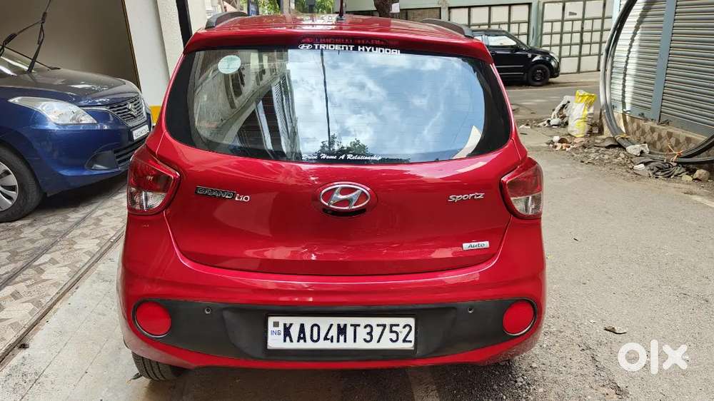 Hyundai Grand I10 2017 Petrol Well Maintained