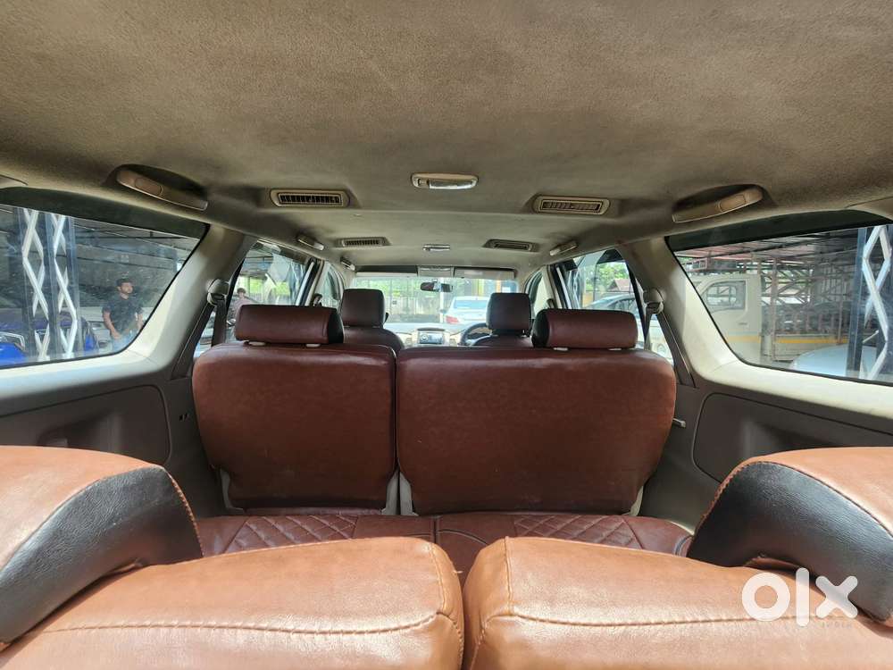 Toyota Innova 2.5 G (diesel) 8 Seater, 2015, Diesel