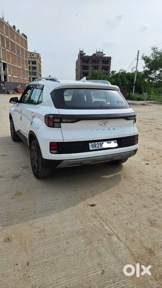 Hyundai Venue 1.2 S (o), 2023, Petrol