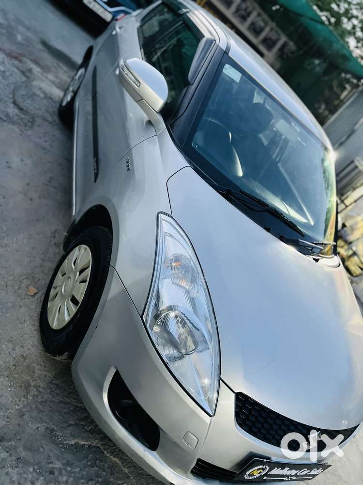 Maruti Suzuki Swift Vxi Optional, 2012, Petrol