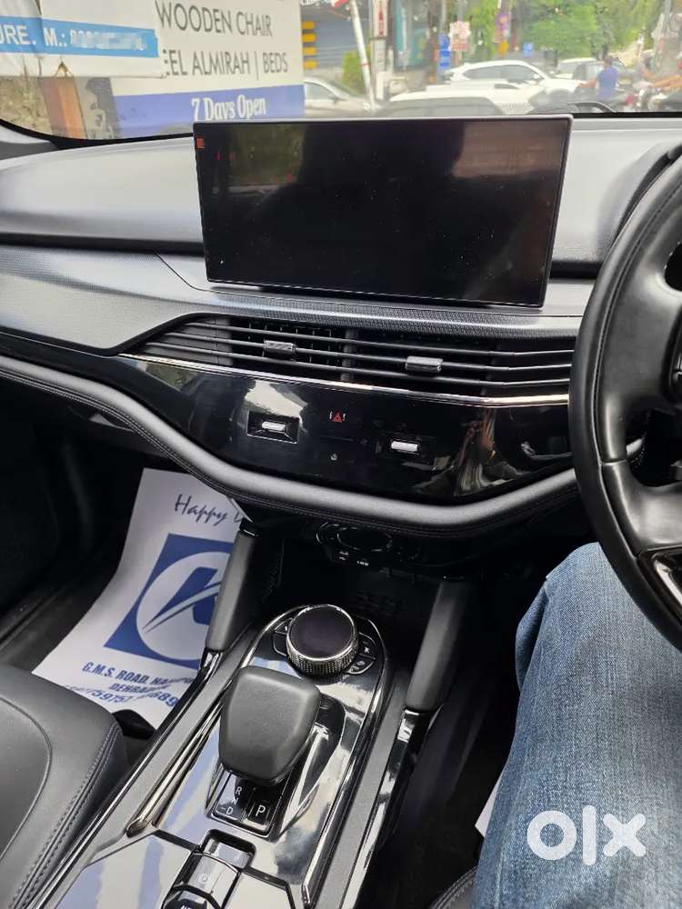 Tata Safari Accomplished Plus Dark 7str Automatic(adas)