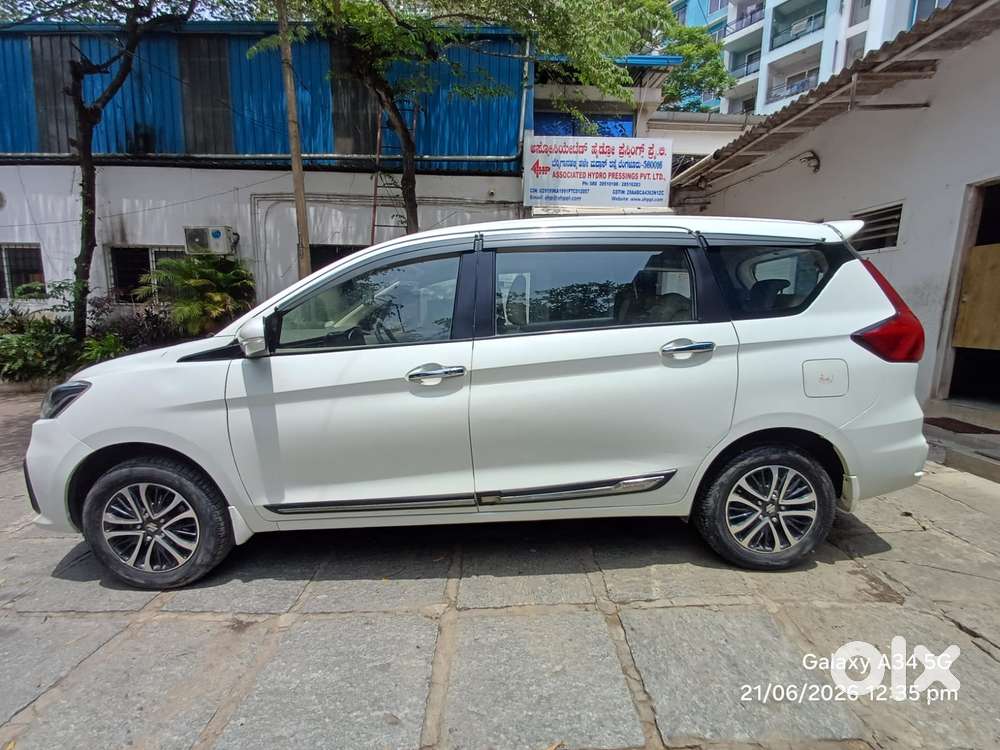 Maruti Suzuki Ertiga 1.5 Zxi Plus Shvs, 2023, Petrol